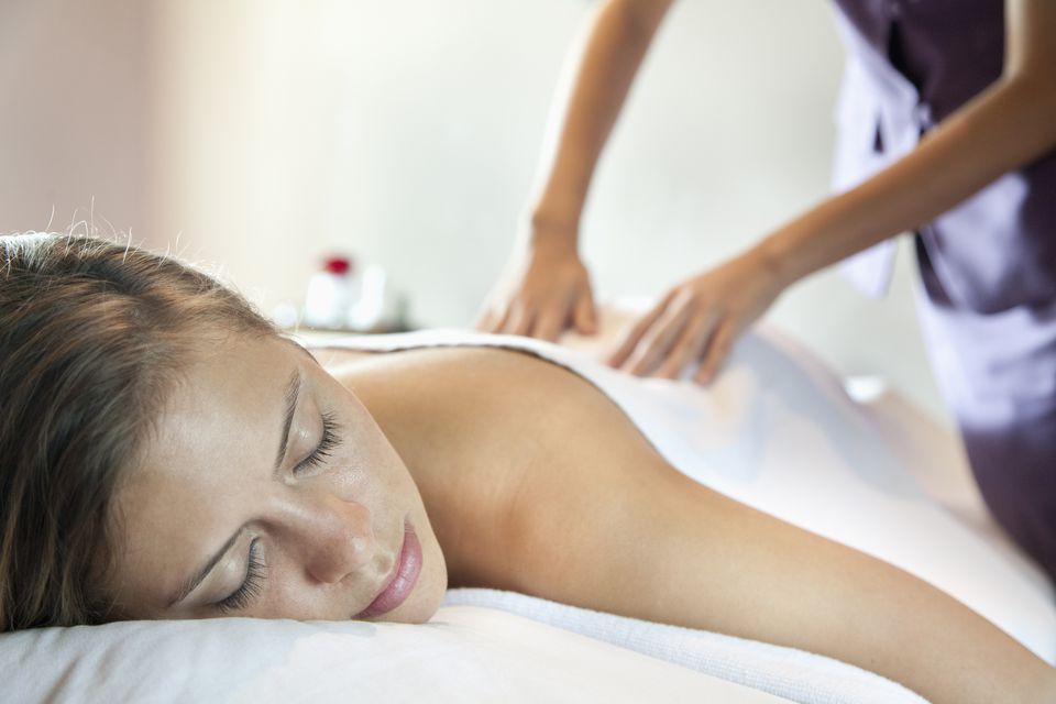 MASSAGE TREATMENT FOR REST & RELAXATION